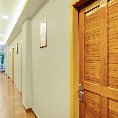 Hotel O Century Regency Kochi Extérieur photo