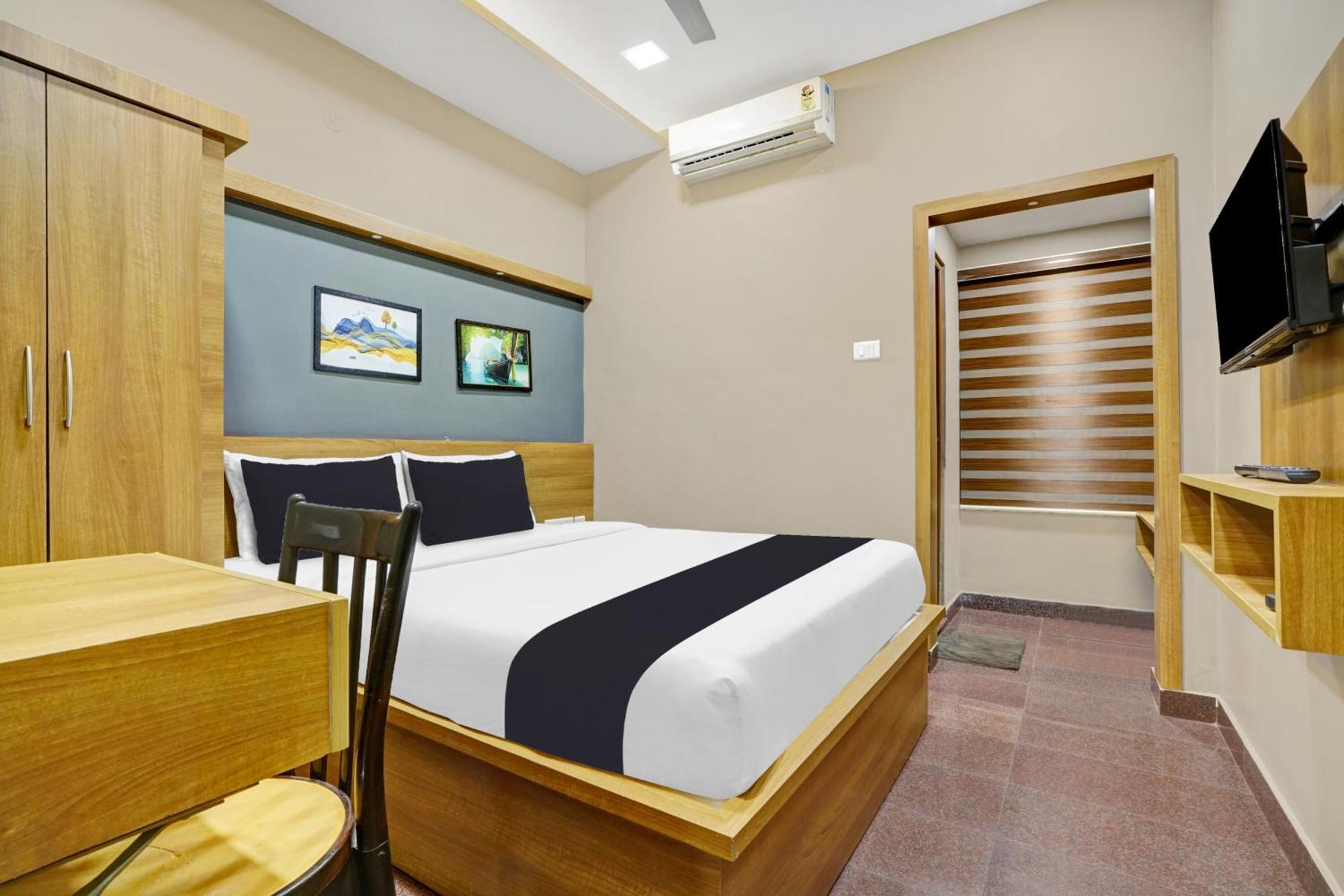 Hotel O Century Regency Kochi Extérieur photo