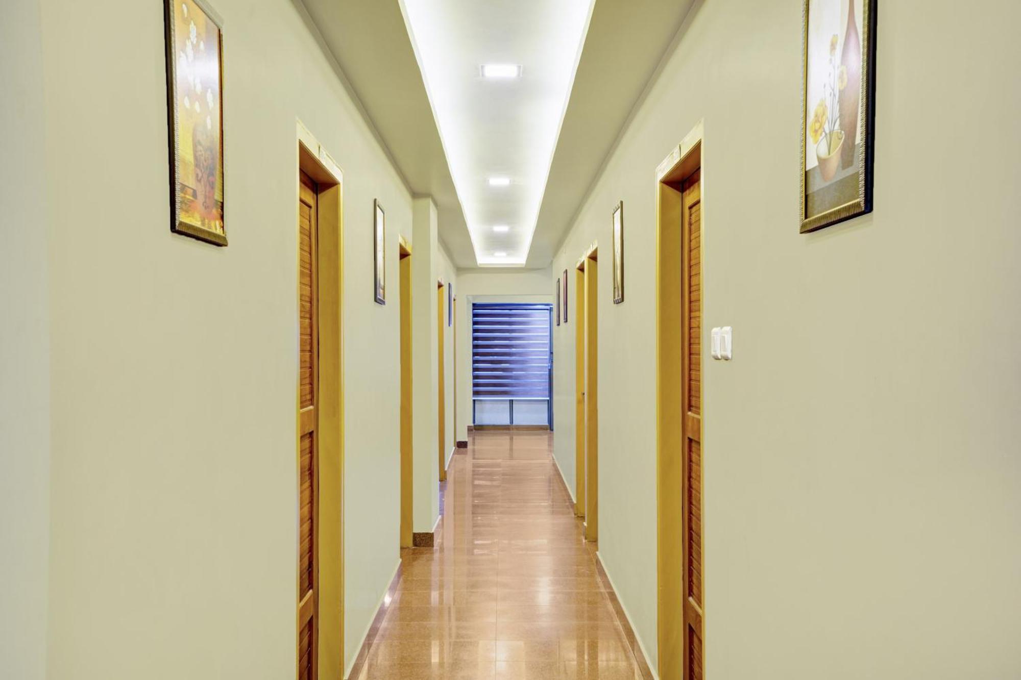 Hotel O Century Regency Kochi Extérieur photo