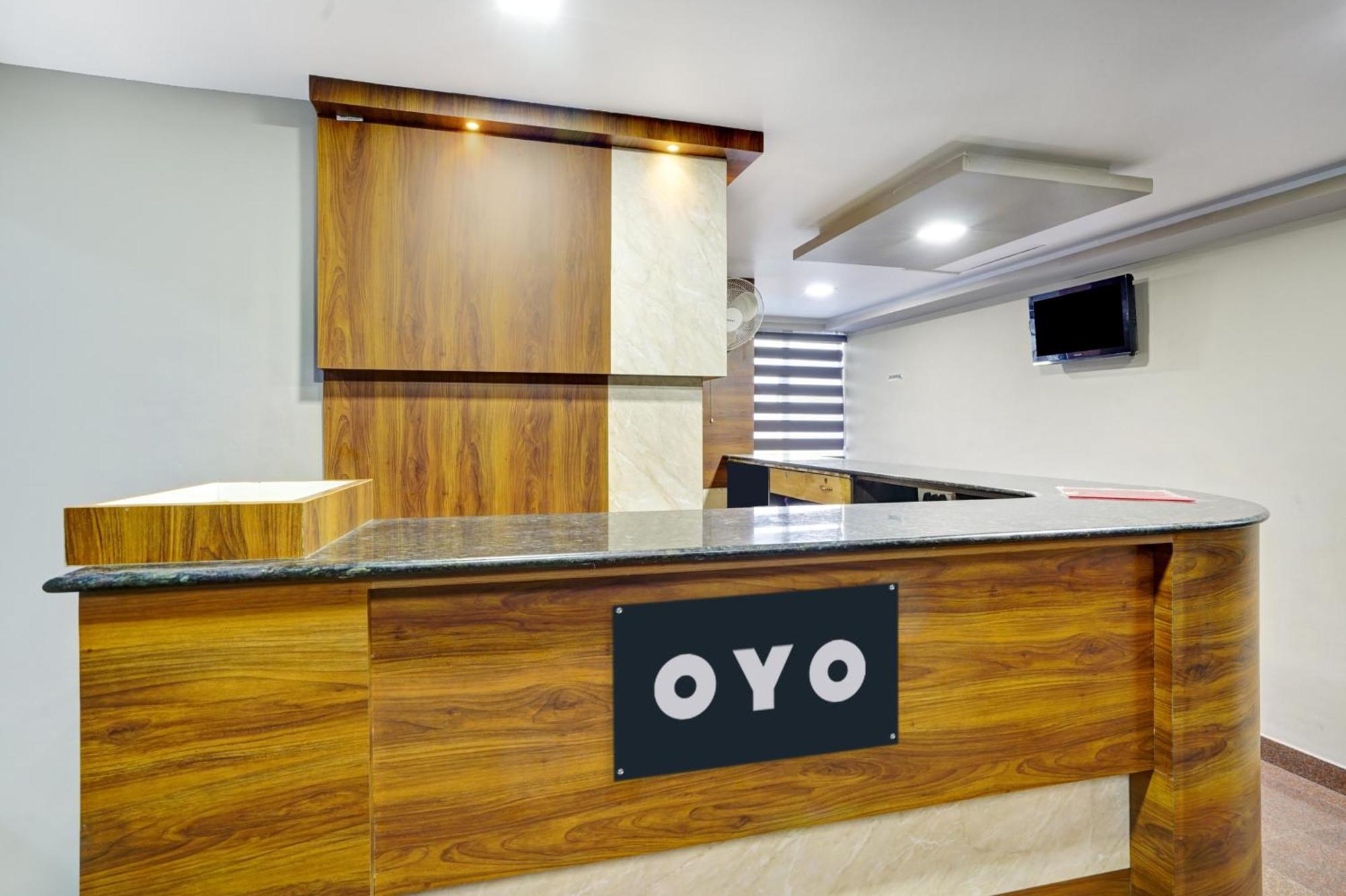 Hotel O Century Regency Kochi Extérieur photo