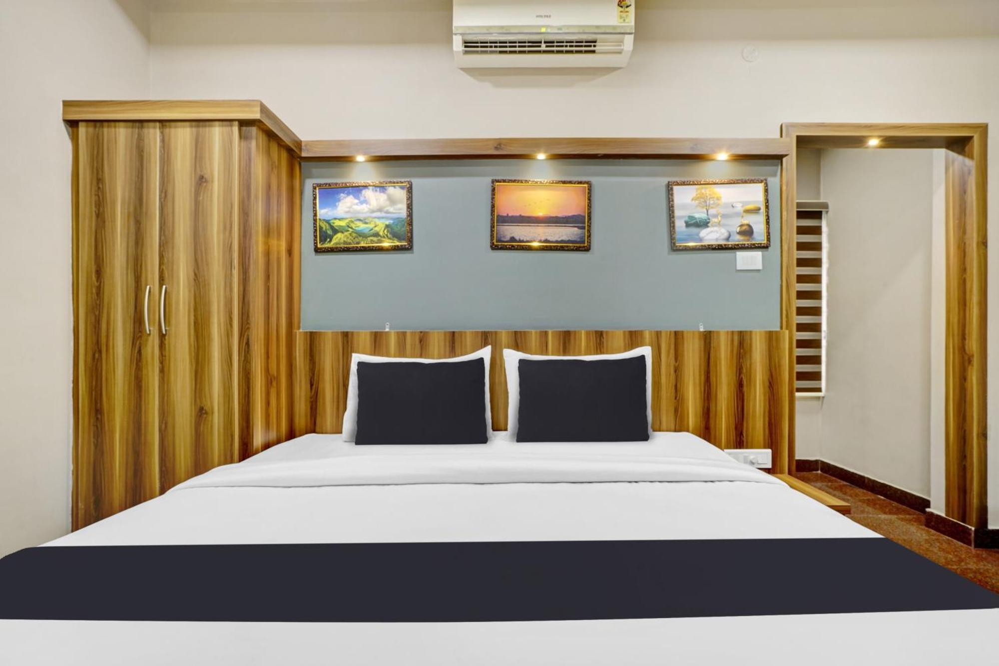 Hotel O Century Regency Kochi Extérieur photo